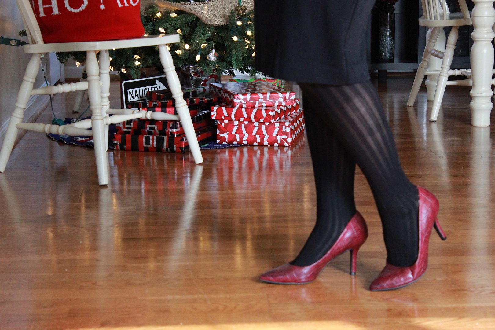 The Perfect Holiday Tights Pursuit of Pink